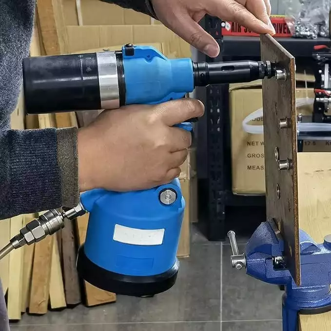 Using Rivet Nut Gun Tools